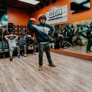 Meet your Posher, Cameron